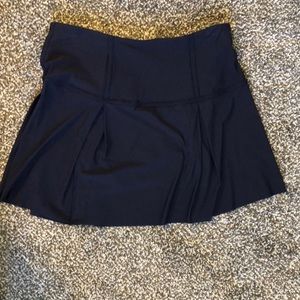 Lulu lemon skirt size 6